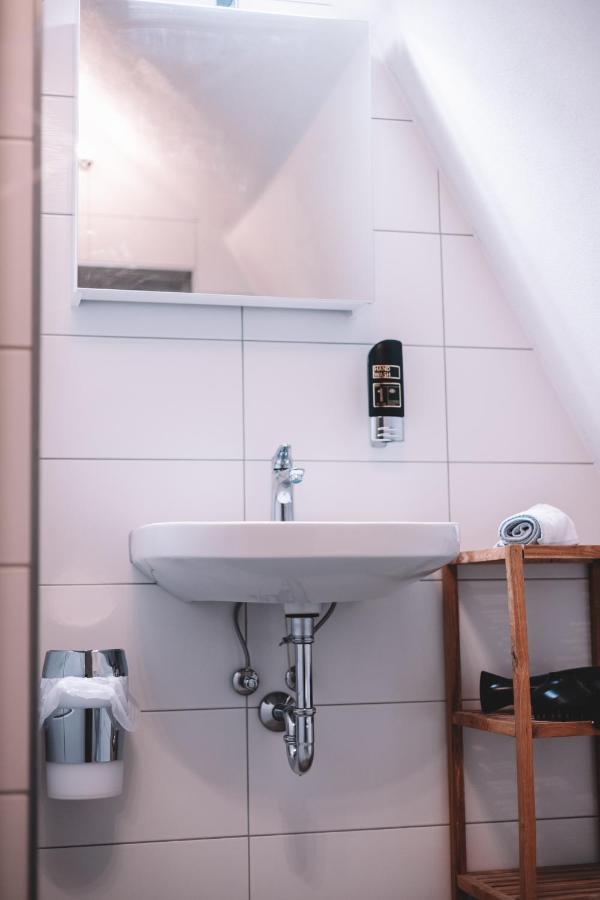 Gasthof Und Hotel Roter Hirsch Claußnitz Εξωτερικό φωτογραφία