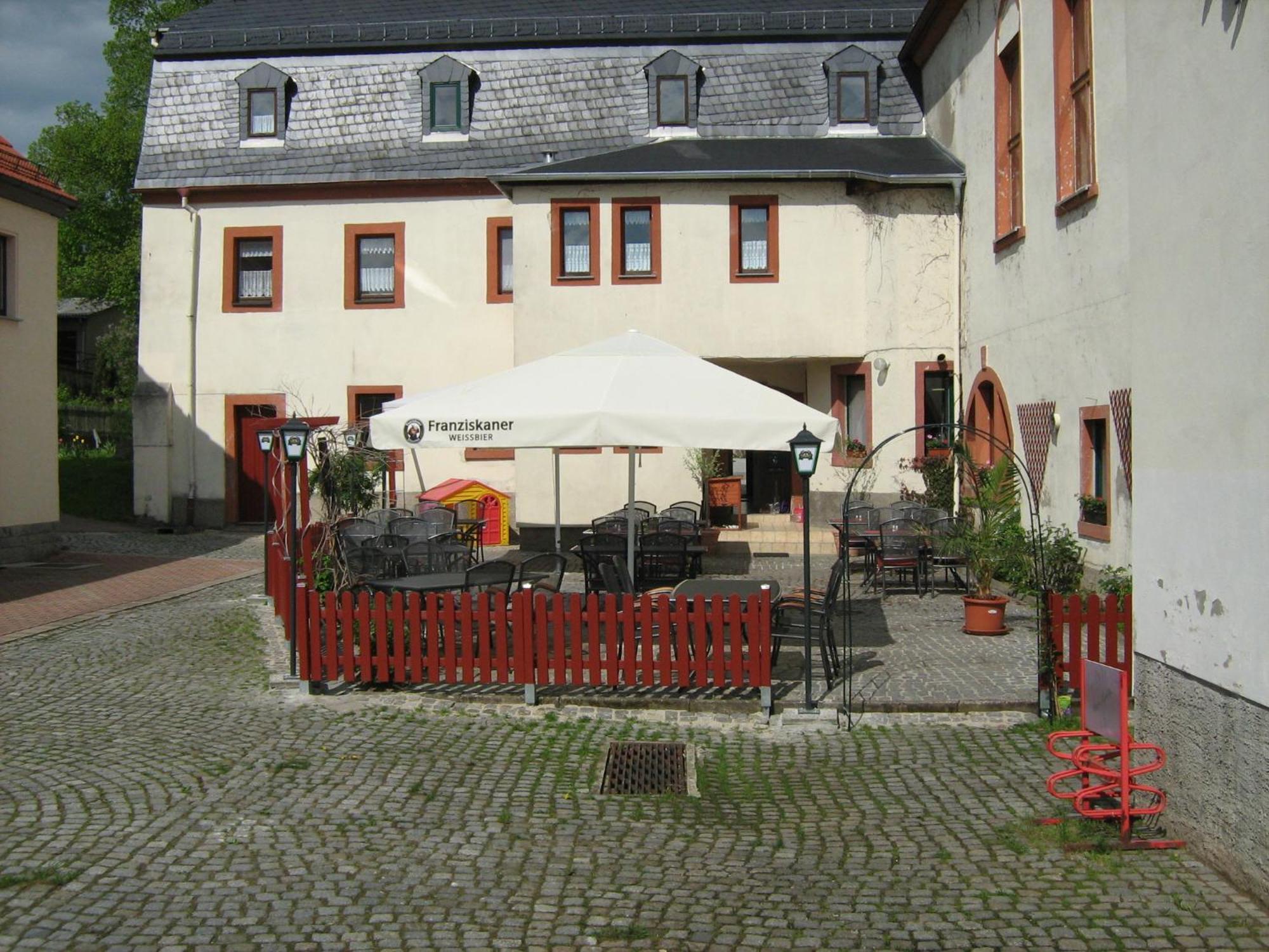 Gasthof Und Hotel Roter Hirsch Claußnitz Εξωτερικό φωτογραφία
